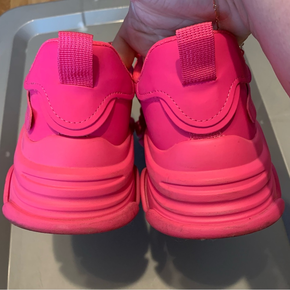 Steve Madden Women's possession Pink Sneakers - Picture 3 of 13